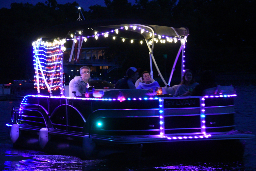 Lighted Boat Parade 2021 at Bayles Lake