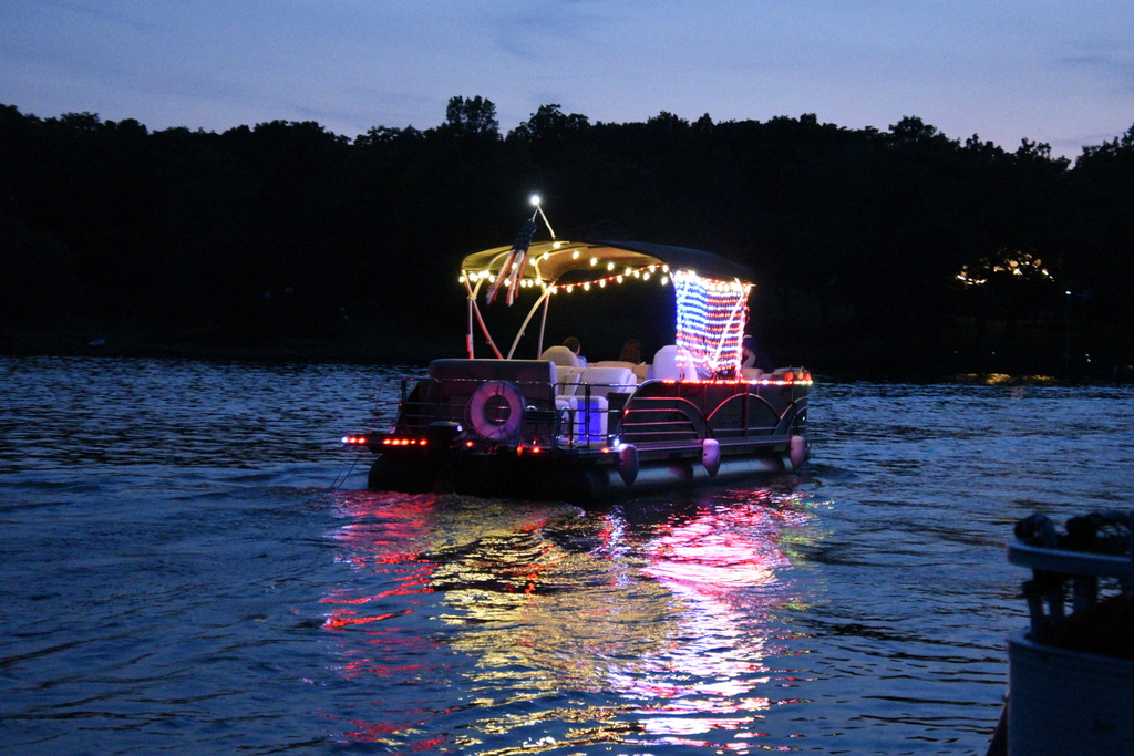 Lighted Boat Parade 2021 at Bayles Lake